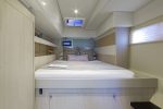 Isabella Yachts - bedroom in Leopard 51ft