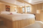 Masasa Master Suite in Blue Lagoon Catamaran 70ft yacht
