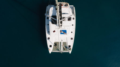 Isabella Yachts - Lagoon 42 MAMI Pic4